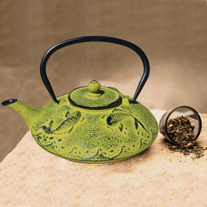 0.78 Qt Cast Iron u014cgon Koi Teapot and Infuser in Moss Green