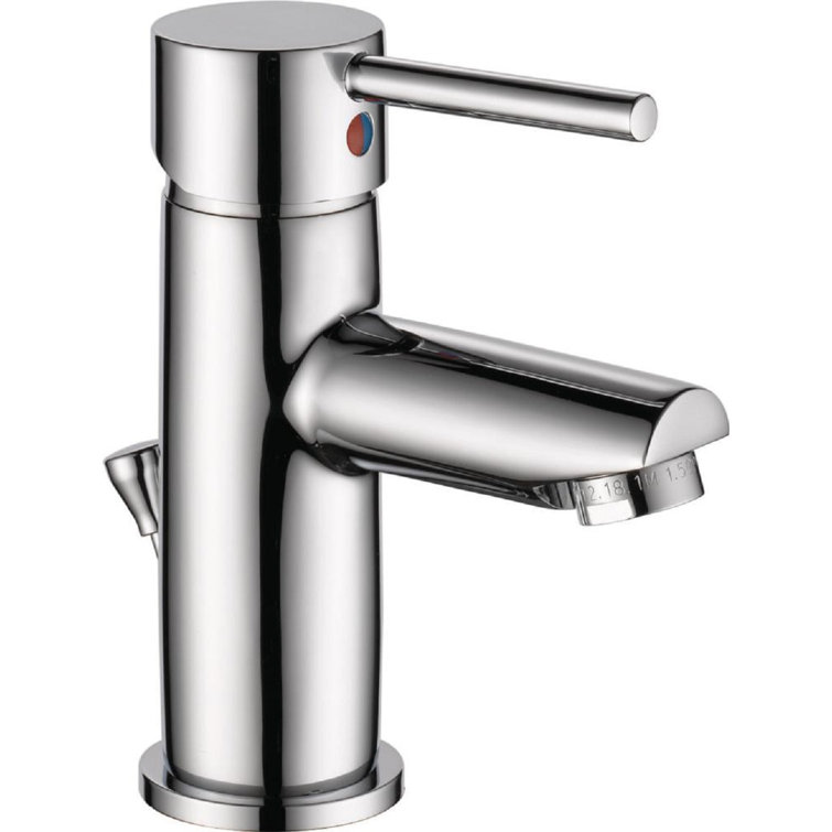 Trinsic Single Hole Bathroom Faucet with Drain Assembly