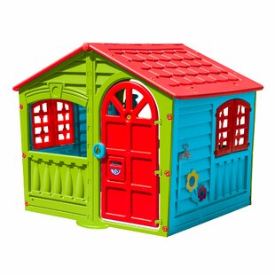 girls play houses