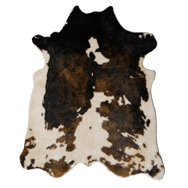 Binx Faux Cowhide Beige/Brown Area Rug by Laurel Foundry Modern Farmhouse