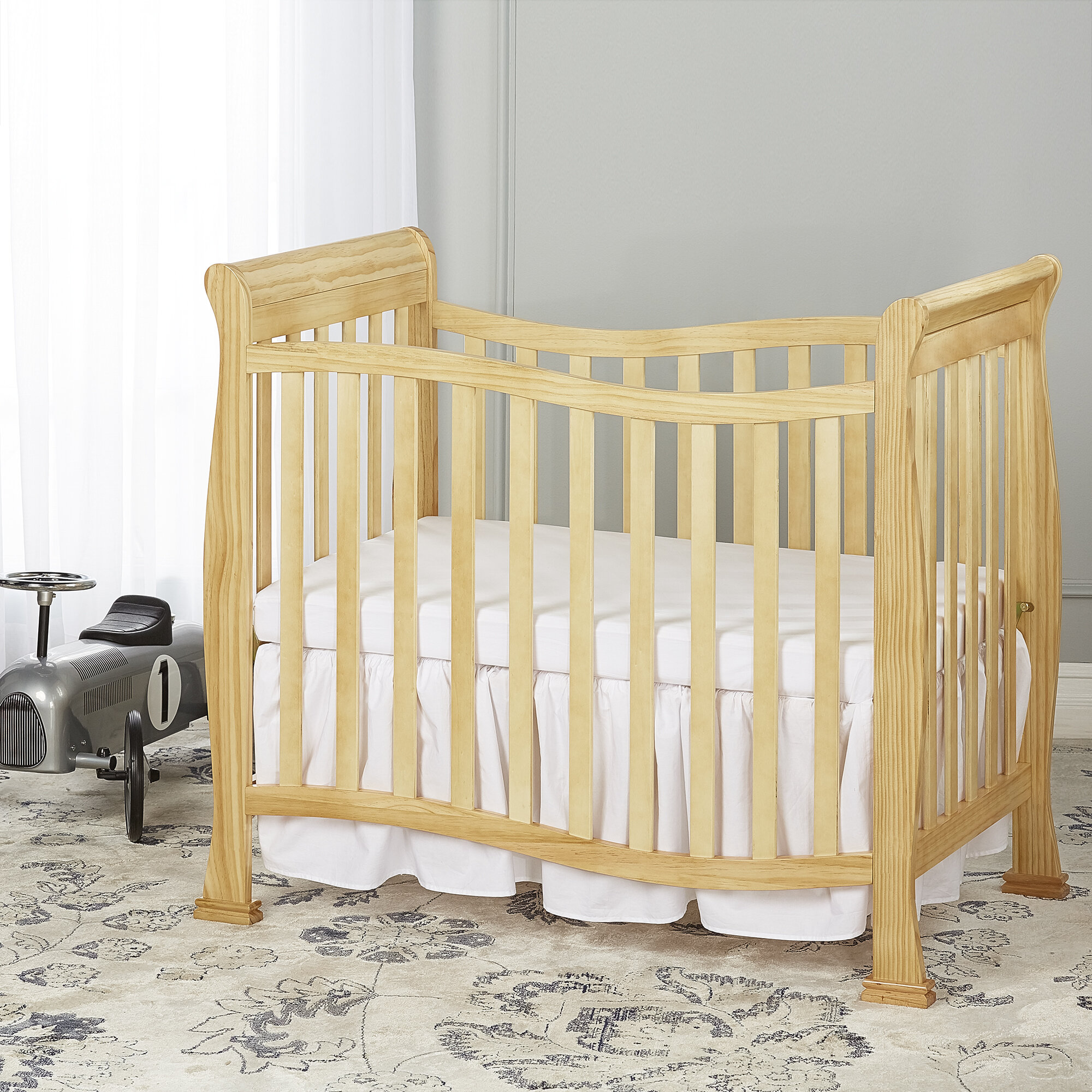 mini crib for newborn