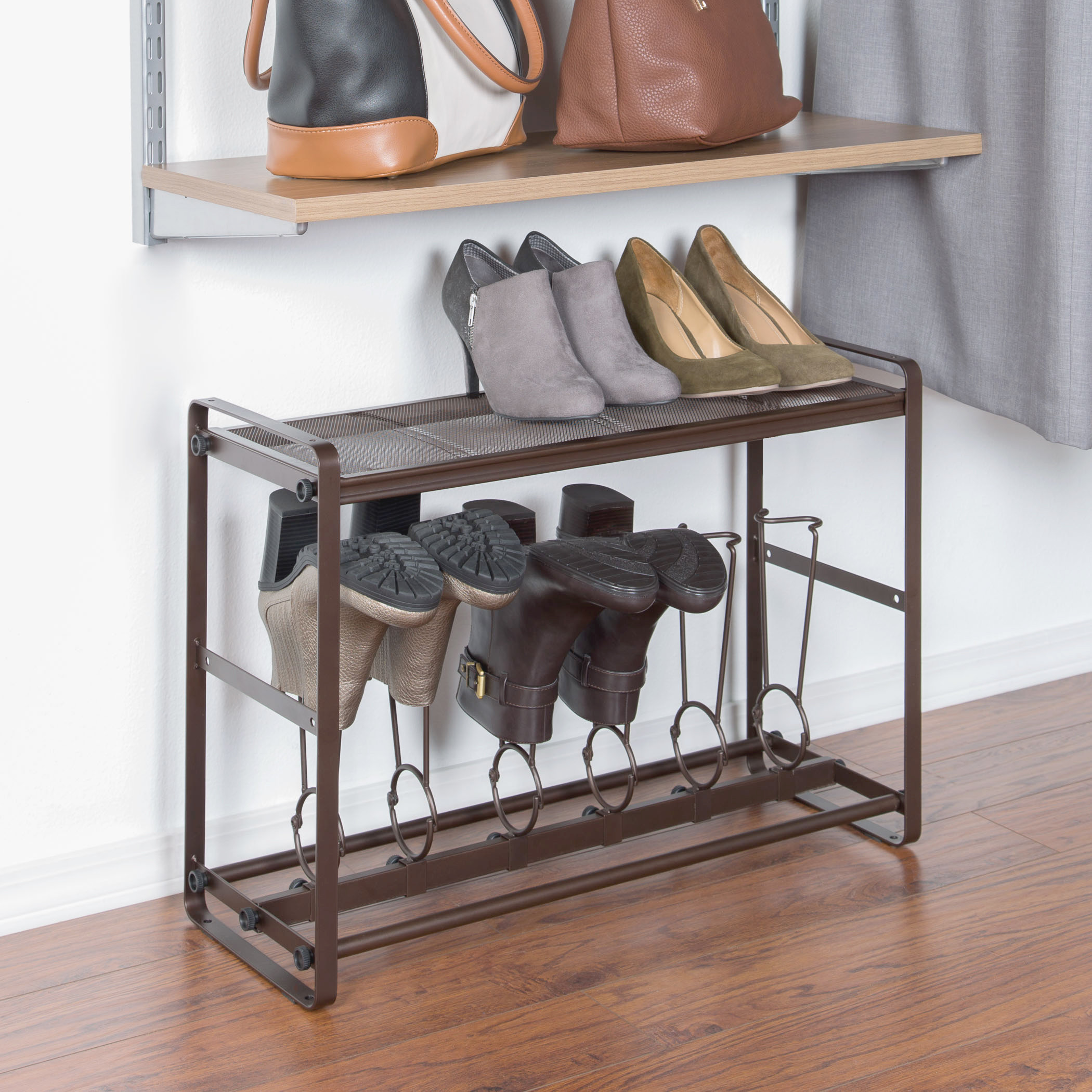 short shoe shelf