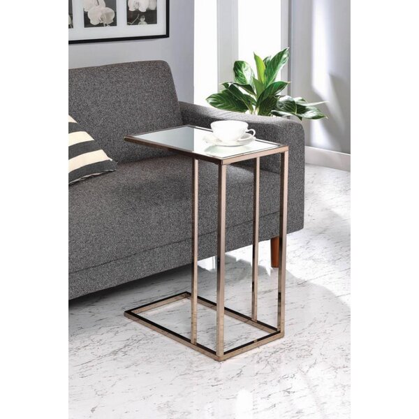 Review Petersen End Table