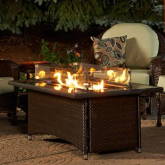 Montego Crystal Wicker Propane Natural Gas Fire Pit Table