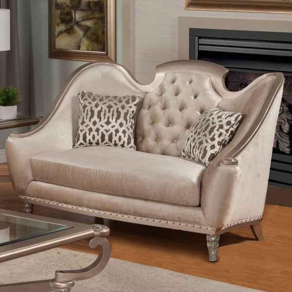 Sofia Loveseat By Benetti's Italia New Design