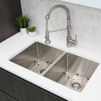 Stylish 32 L X 18 W Double Basin Undermount Kitchen Sink With