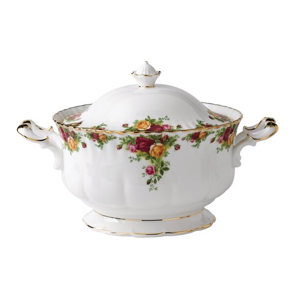 Old Country Roses 146 oz. Tureen by Royal Albert