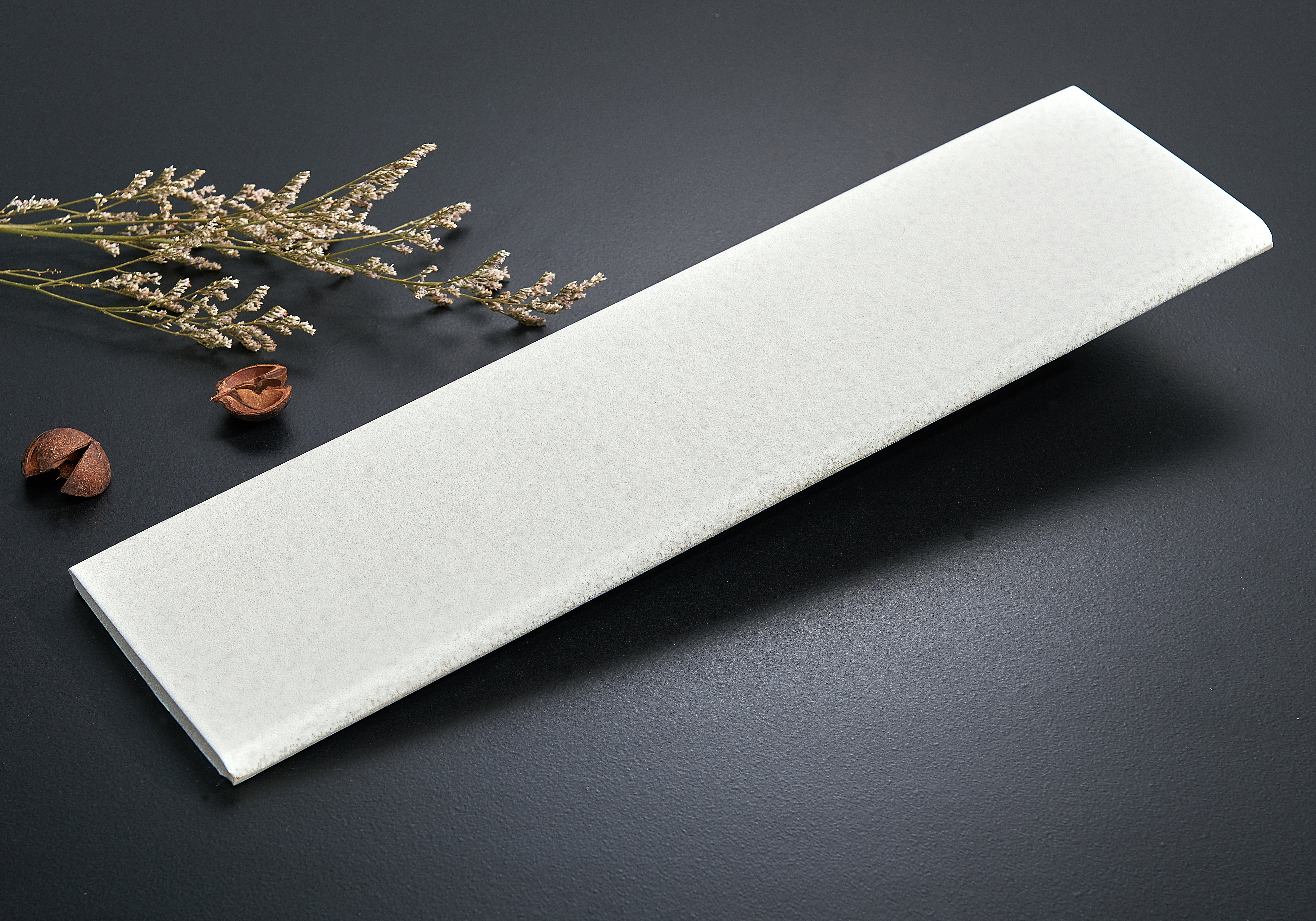 Walkon Tile Cement 14 X 3 5 Porcelain Bullnose Trim In Off Porcelain Bullnose Tile Trim