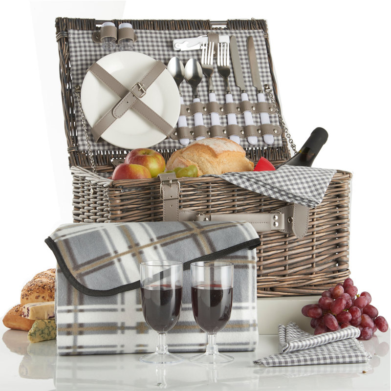 VonShef Deluxe 2 Person Traditional Wicker Picnic Basket & Reviews