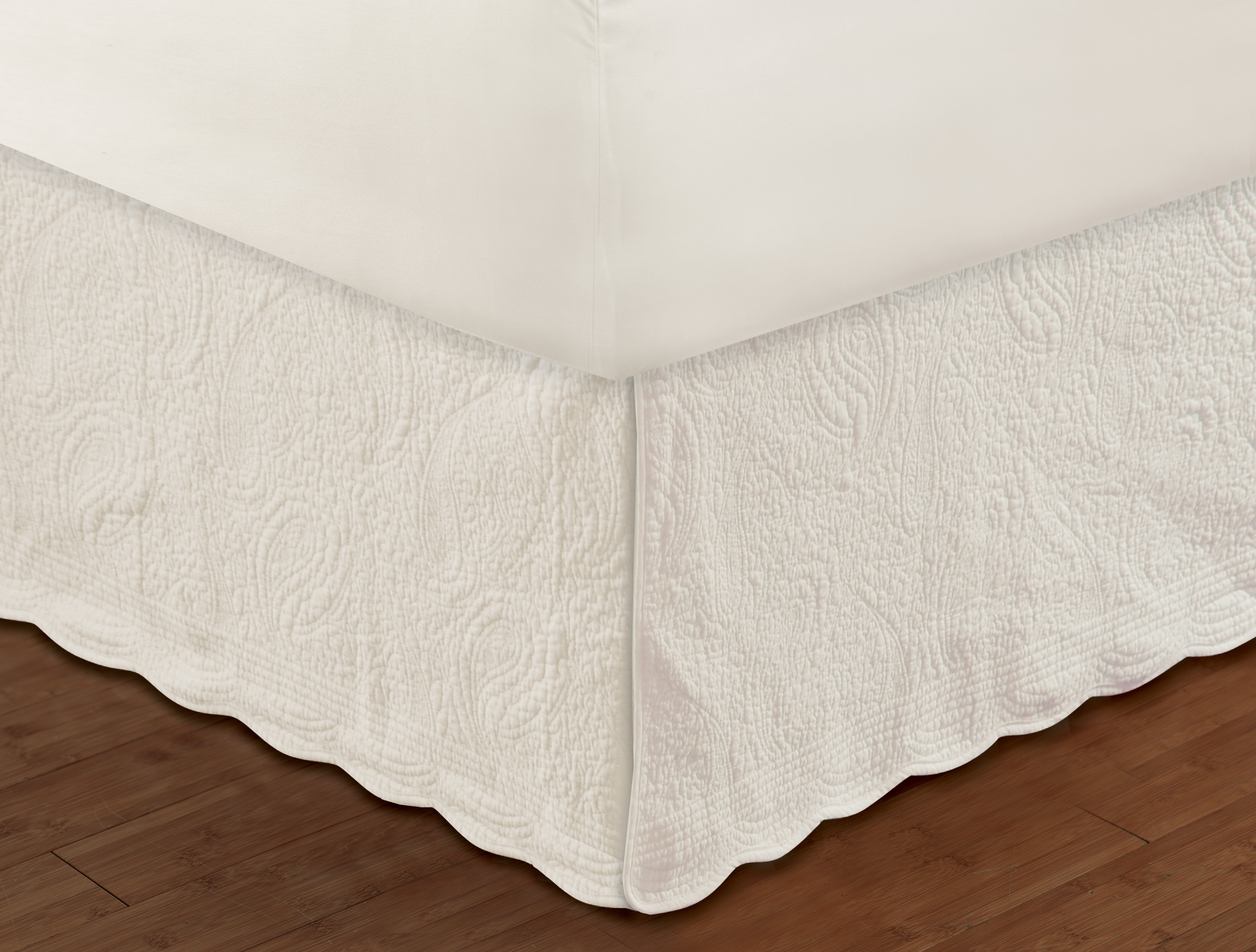 TWIN Bedskirt Dust Ruffle Ivory Crochet Edge 15” Drop New In Package Pine Cone