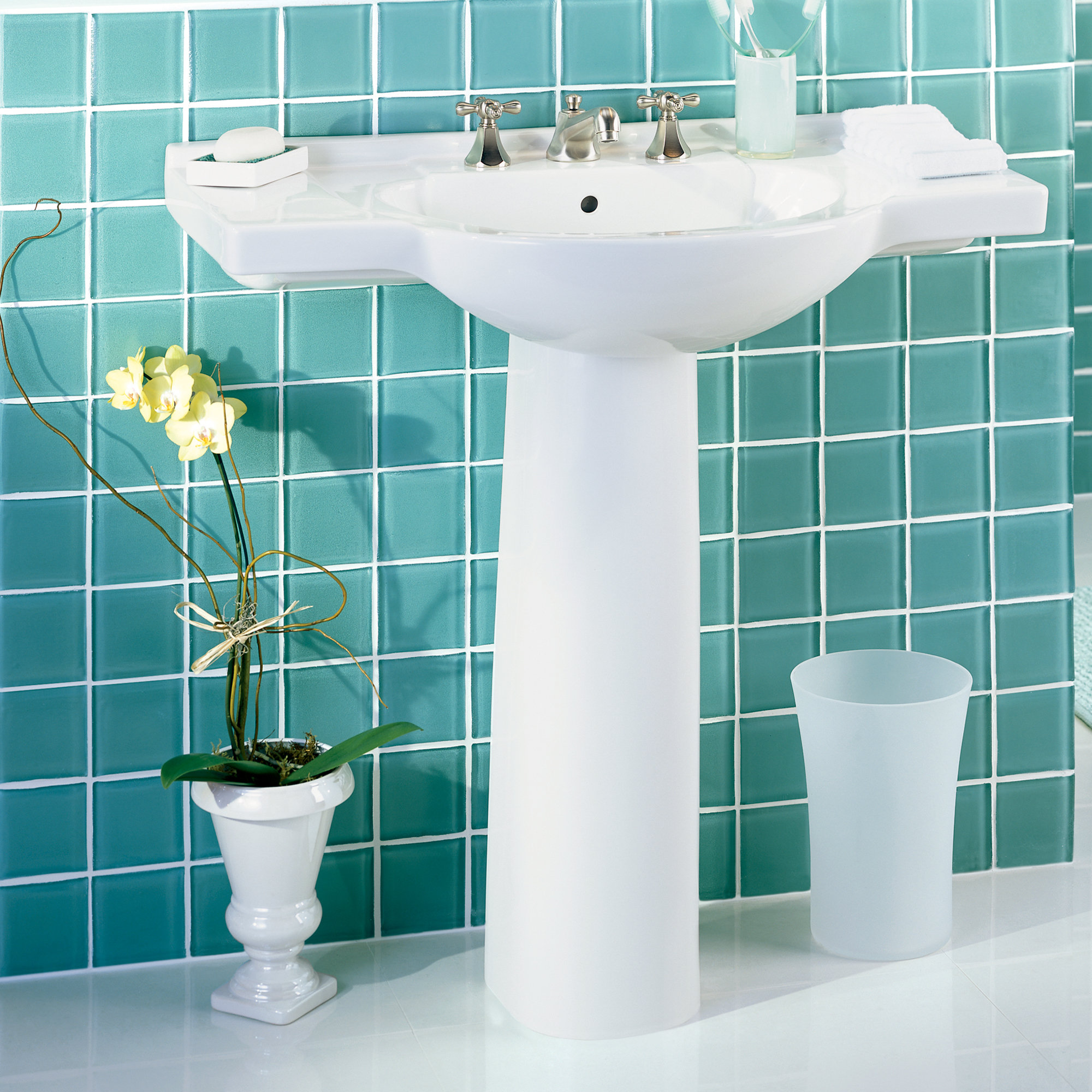 St Thomas Creations By Icera Palermo Ceramic 34 Pedestal Bathroom