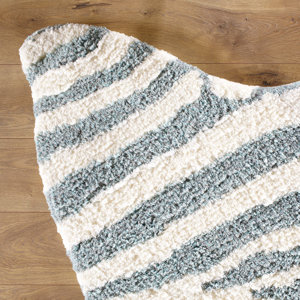 Zebra Stripe Hand-Tuftedu00a0Faux Cowhide Ivory/Turquoise Area Rug