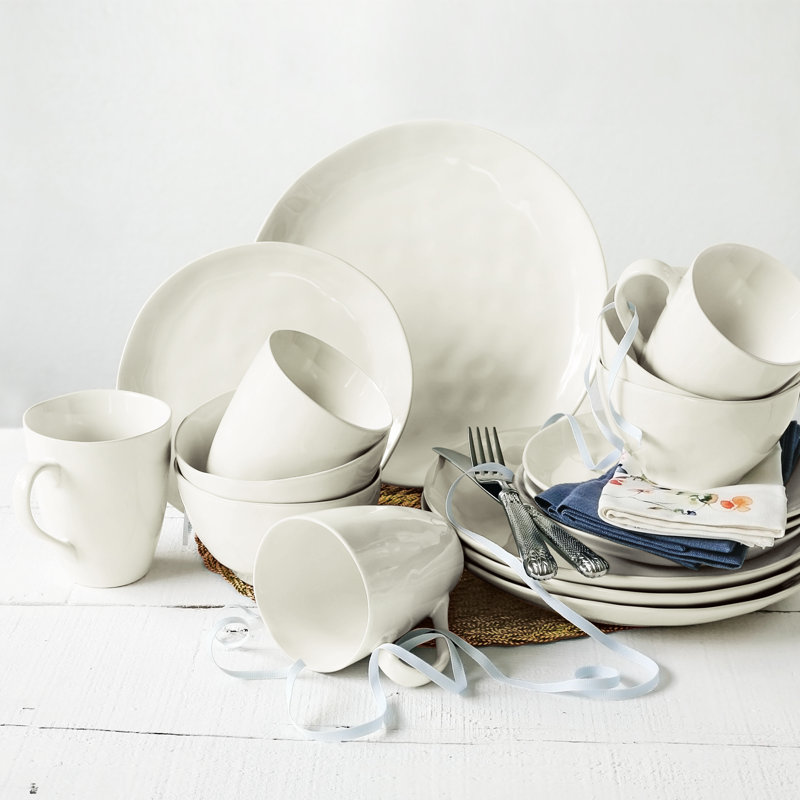 dinnerware set