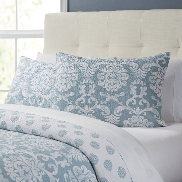 Jackeline Quilt Collection
