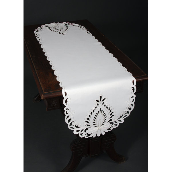 Armadillo Embroidered Cutwork Table Runner by Astoria Grand