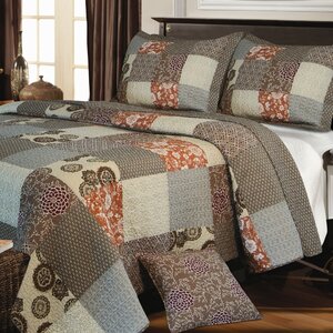 Colella 3 Piece Reversible Quilt Set