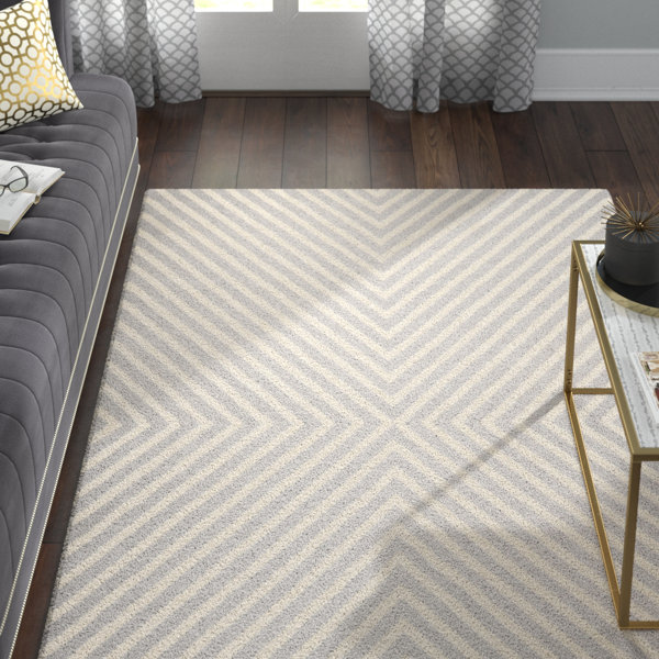 Ordingen Hand-Tufted Wool Silver/Ivory Area Rug by Willa Arlo Interiors