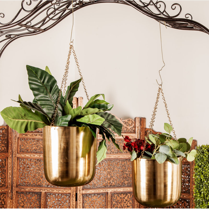 CosmoLiving by Cosmopolitan Modern 2Piece Metal Hanging