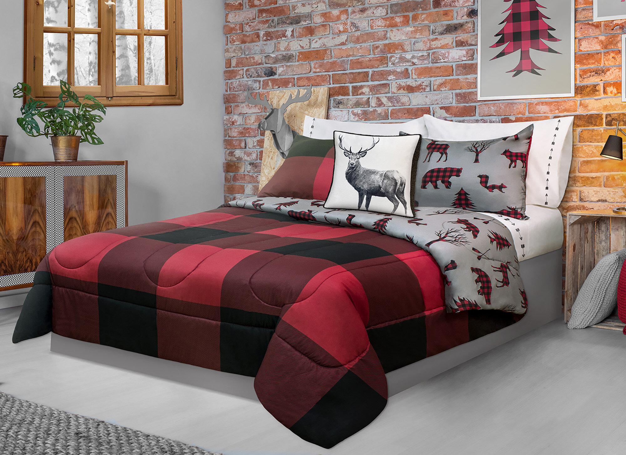 Trent Austin Design Spradling Printed Plaid Reversible Comforter