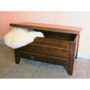 Truhe Orlando in Kolonial von Henke Collection