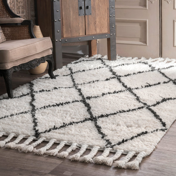 Twinar Hand-Knotted Wool Off White/Dark Grey Area Rug by Langley Street