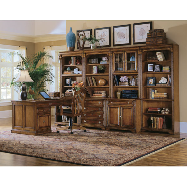 Brookhaven Bankers Chair by Hooker Furniture