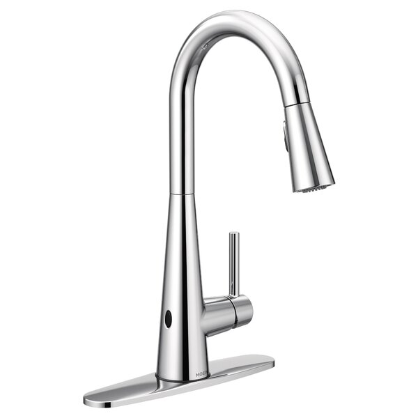 Sleek Pull Down Touchless Single Handle Kitchen Faucet with Reflex™ and Power Clean™ by Moen