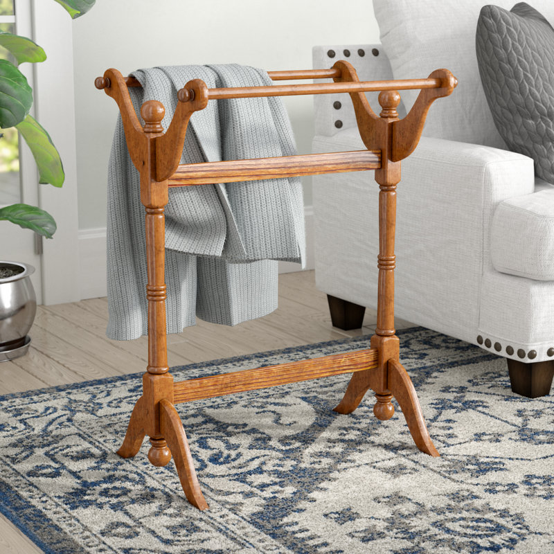 Oak Blanket Quilt Rack