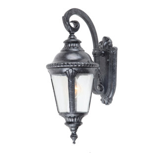 Best Columbus 1-Light Outdoor Wall Lantern By Yosemite Home Decor Outdoor Lighting Columbus 1-Light Outdoor Wall Lantern By Yosemite Home Decor Outdoor Lighting