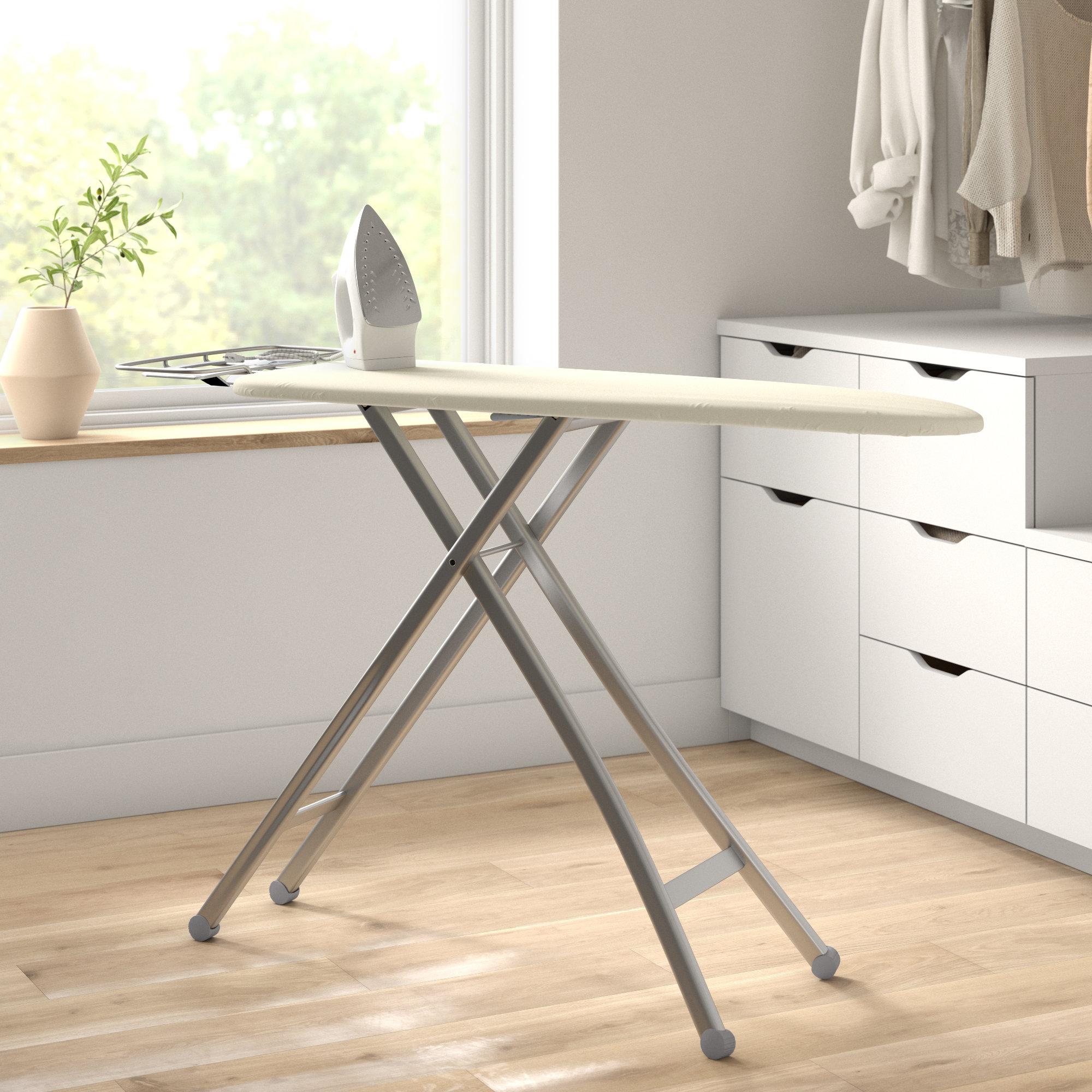 Project Tidy Don Lightweight Wide Top Ironing Board Aluminum Leg