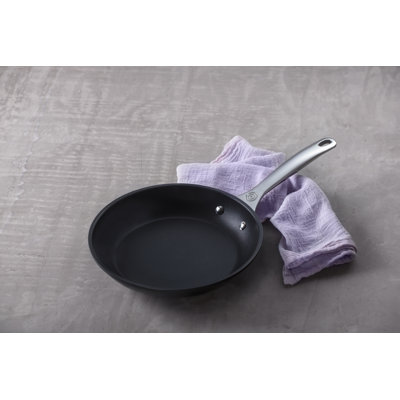 Le Creuset Toughened Nonstick Fry Pan Le Creuset Size 12 Diameter