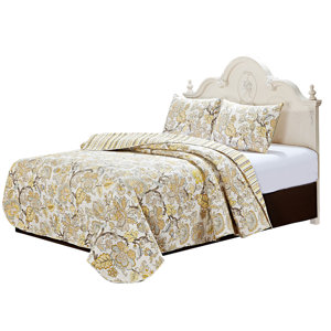 Goldhorn Quilt Set