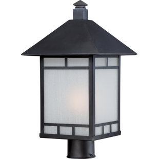 Best Oralia Outdoor 1-Light Lantern Head By Bloomsbury Market Outdoor Lighting Oralia Outdoor 1-Light Lantern Head By Bloomsbury Market Outdoor Lighting