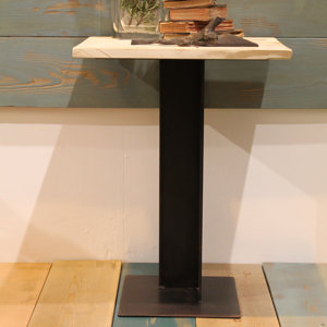 Telefontisch Escuadra von Añil Diseno