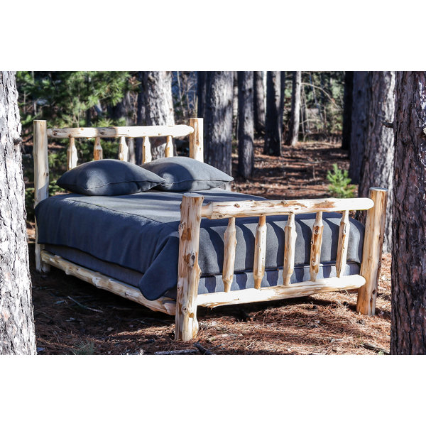 Leonila Traditional Standard Bed by Millwood Pines