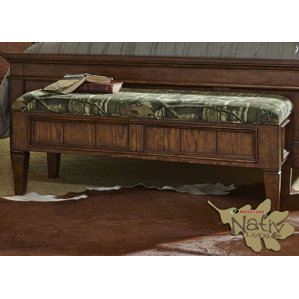 Sniktau Upholstered Storage Bench by Loon Peak