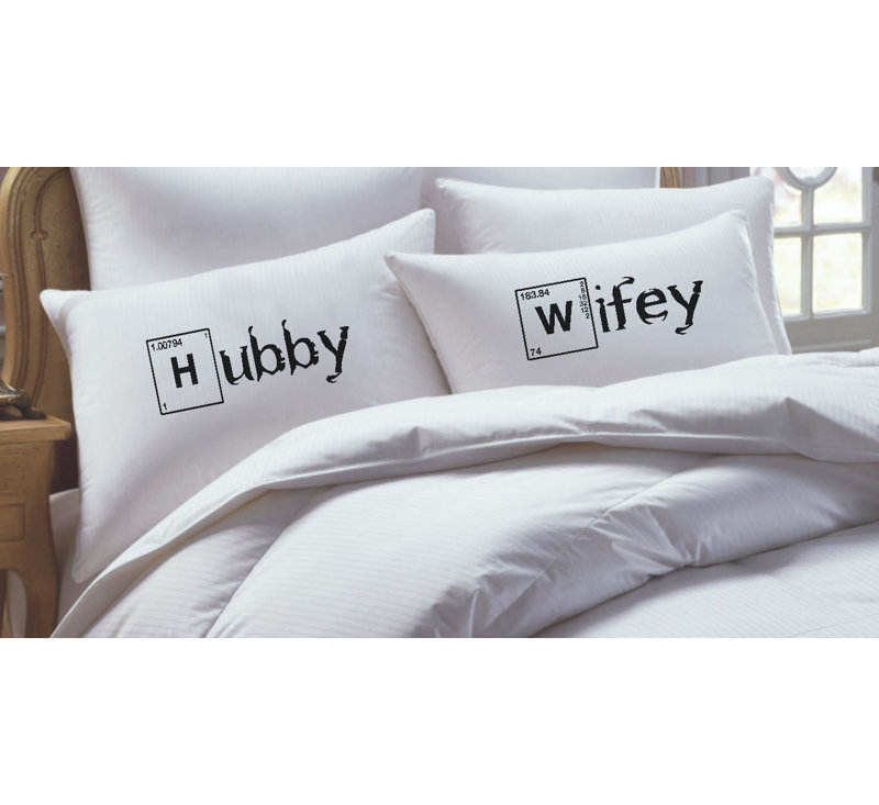 Set of 2 /"Hubby ~ Wifey/" Couples Printed Pillowcases