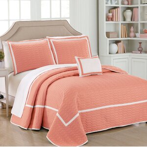 Shequita 8 Piece Quilt Set