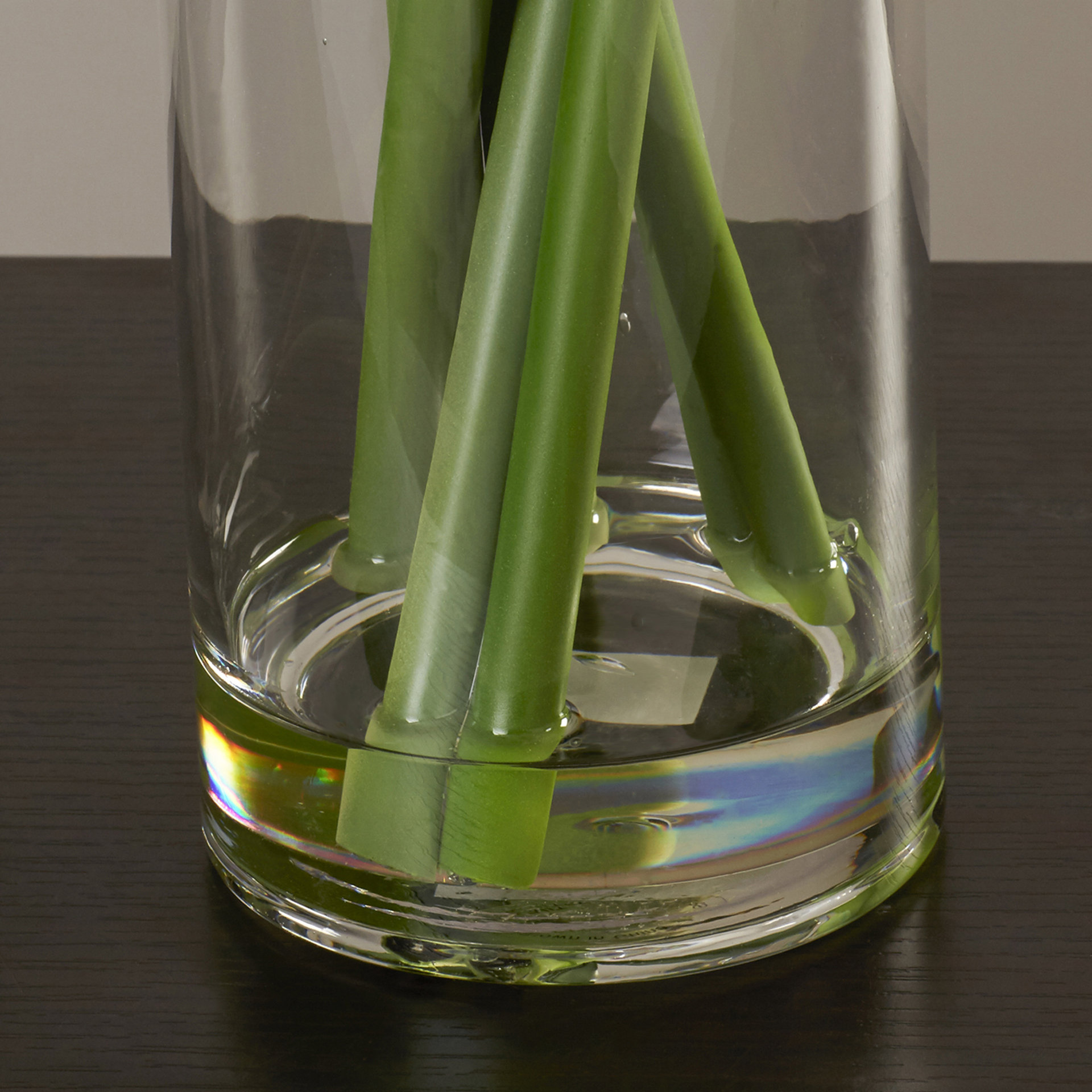 House of Hampton Floral Calla Lilies in Acryllic Water Vase & Reviews