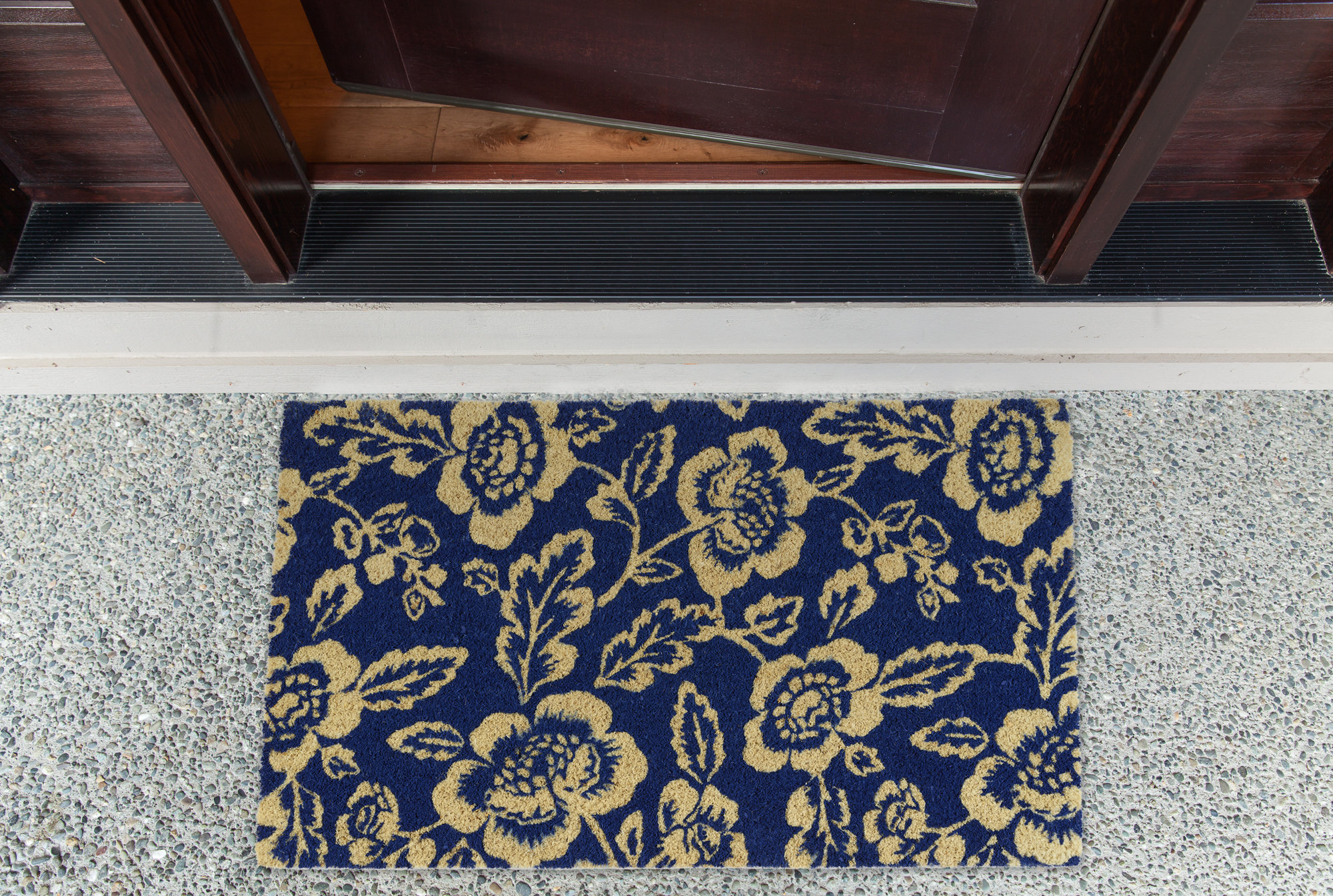 Winston Porter Beghel Peonies 30 X 18 Non Slip Outdoor Door Mat