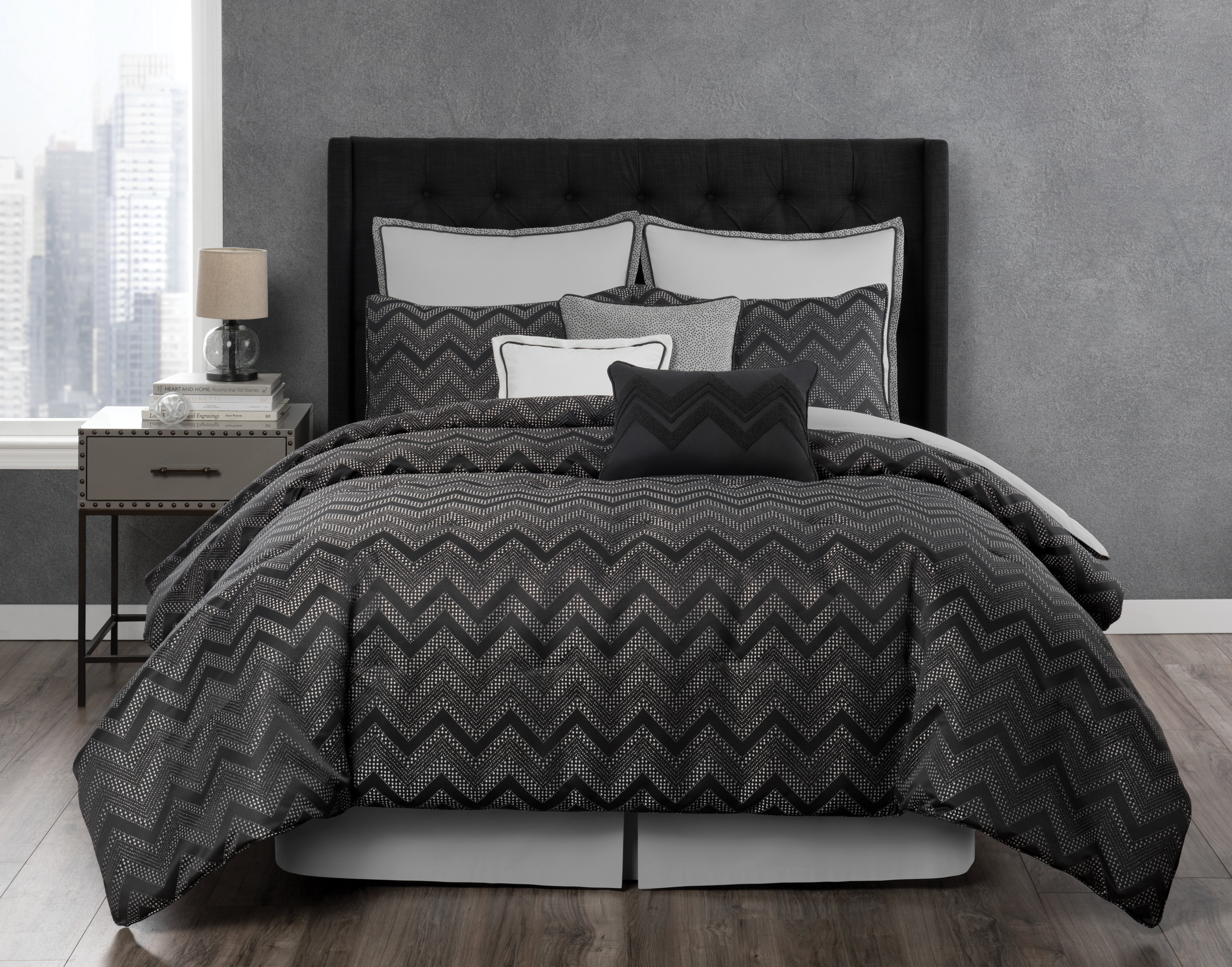 BEAUTIFUL MODERN WHITE GREY RUFFLED TEXTURED CHEVRON COMFORTER DUVET COVER SET