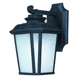 Best Melrose 1-Light Outdoor Wall Lantern By Darby Home Co Outdoor Lighting Melrose 1-Light Outdoor Wall Lantern By Darby Home Co Outdoor Lighting