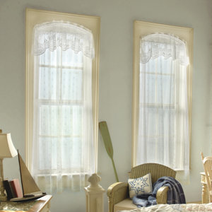 Huffman Tier Curtain