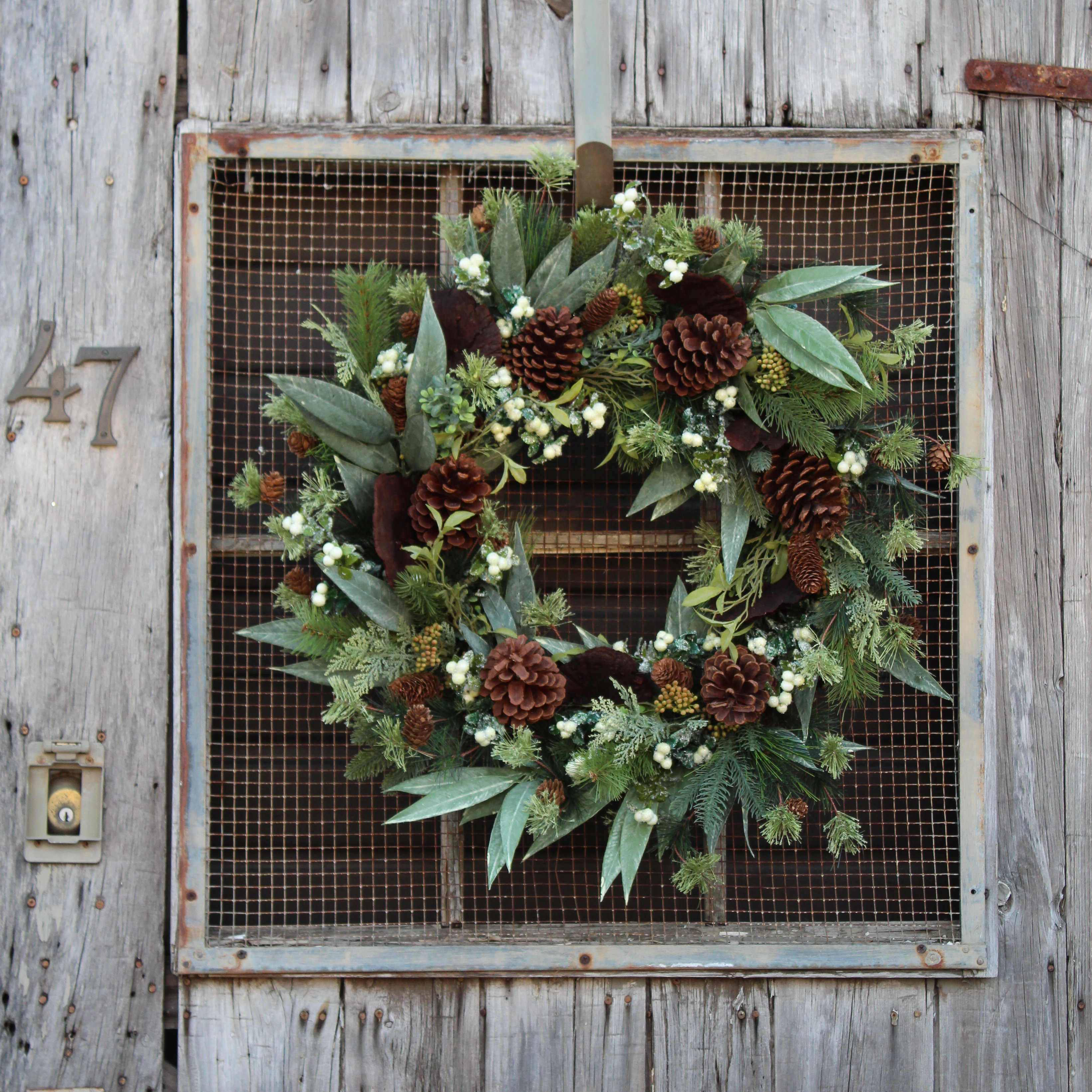 The Holiday Aisle Forest Eucalyptus Cedar And Dried Mushroom