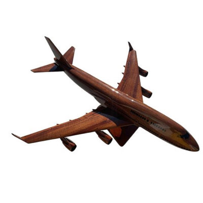 Boeing 747 Sculpture 17 Stories