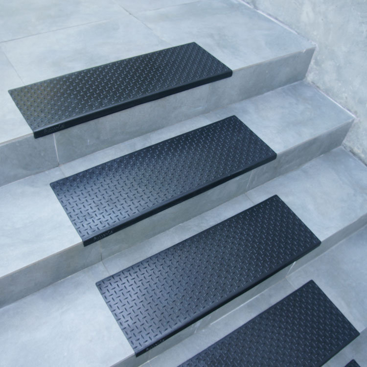 Rubber Cal Inc Diamond Plate Step Non Slip Stair Tread Step Non Slip Rubber Stair Tread