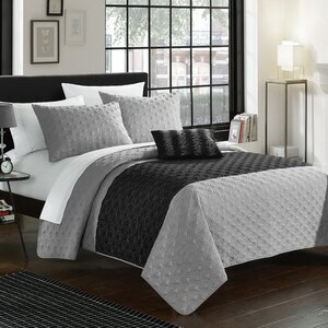 Dominic 4 Piece Quilt Set