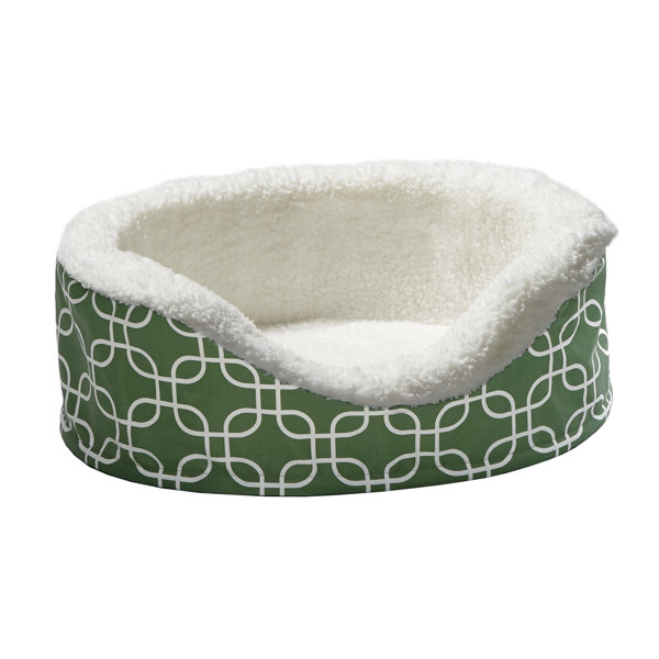 Labrador Quiet Time Nesting Bolster by Tucker Murphy Pet