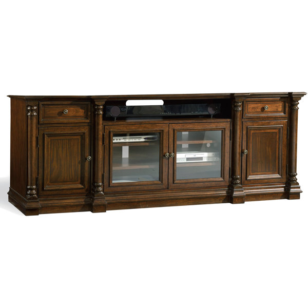 Leesburg 84 TV Stand by Hooker Furniture