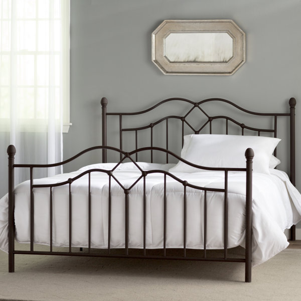 Galesburg Platform Bed by Alcott Hill